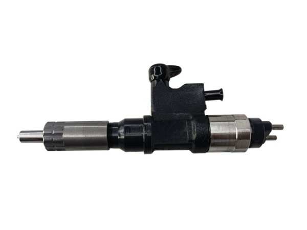 Из каких компонентов состоит форсунка впрыска?